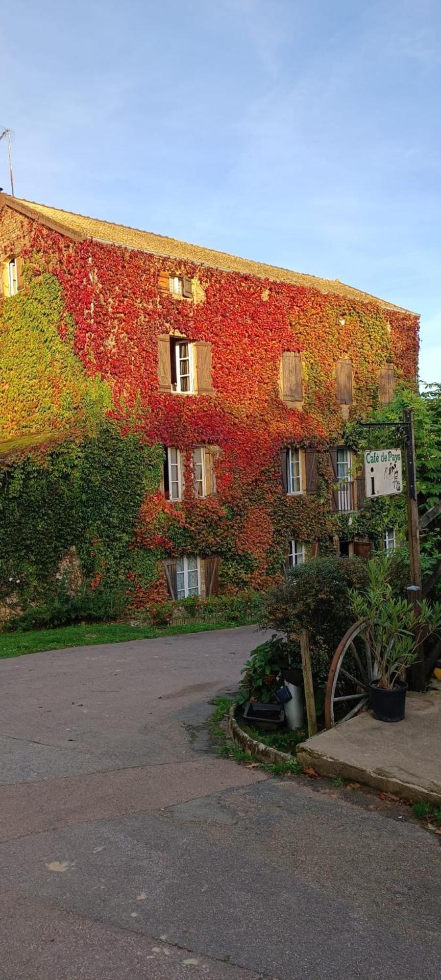 Le Moulin De Vaux Bed & Breakfast Nochize Exterior photo